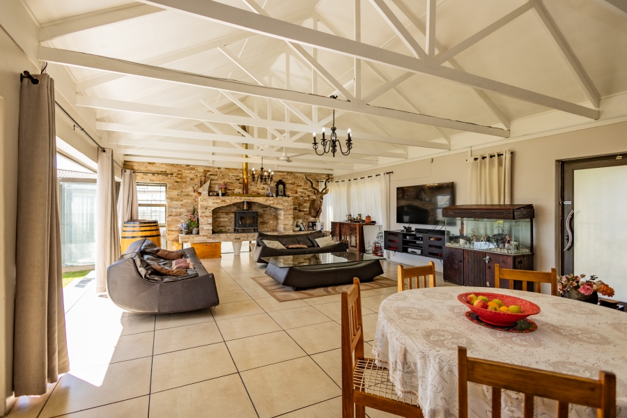 4 Bedroom Property for Sale in Rouxville Western Cape